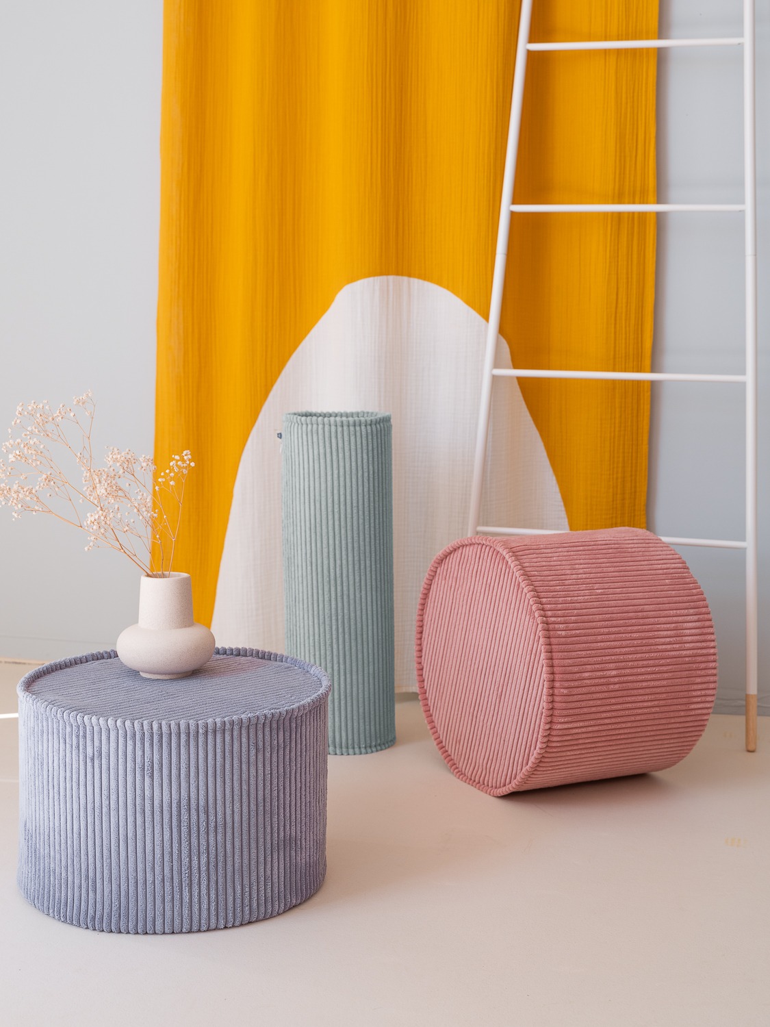 Wigiwama - Pink Mousse Pouffe – Bild 3