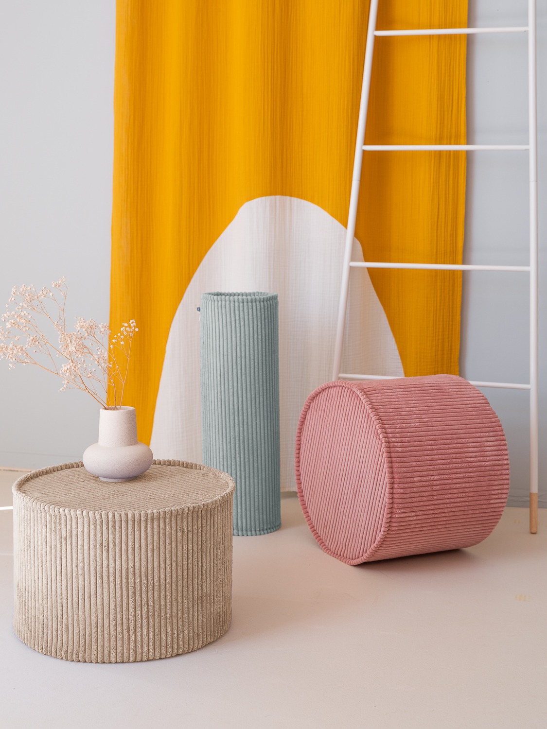 Wigiwama - Pink Mousse Pouffe – Bild 5