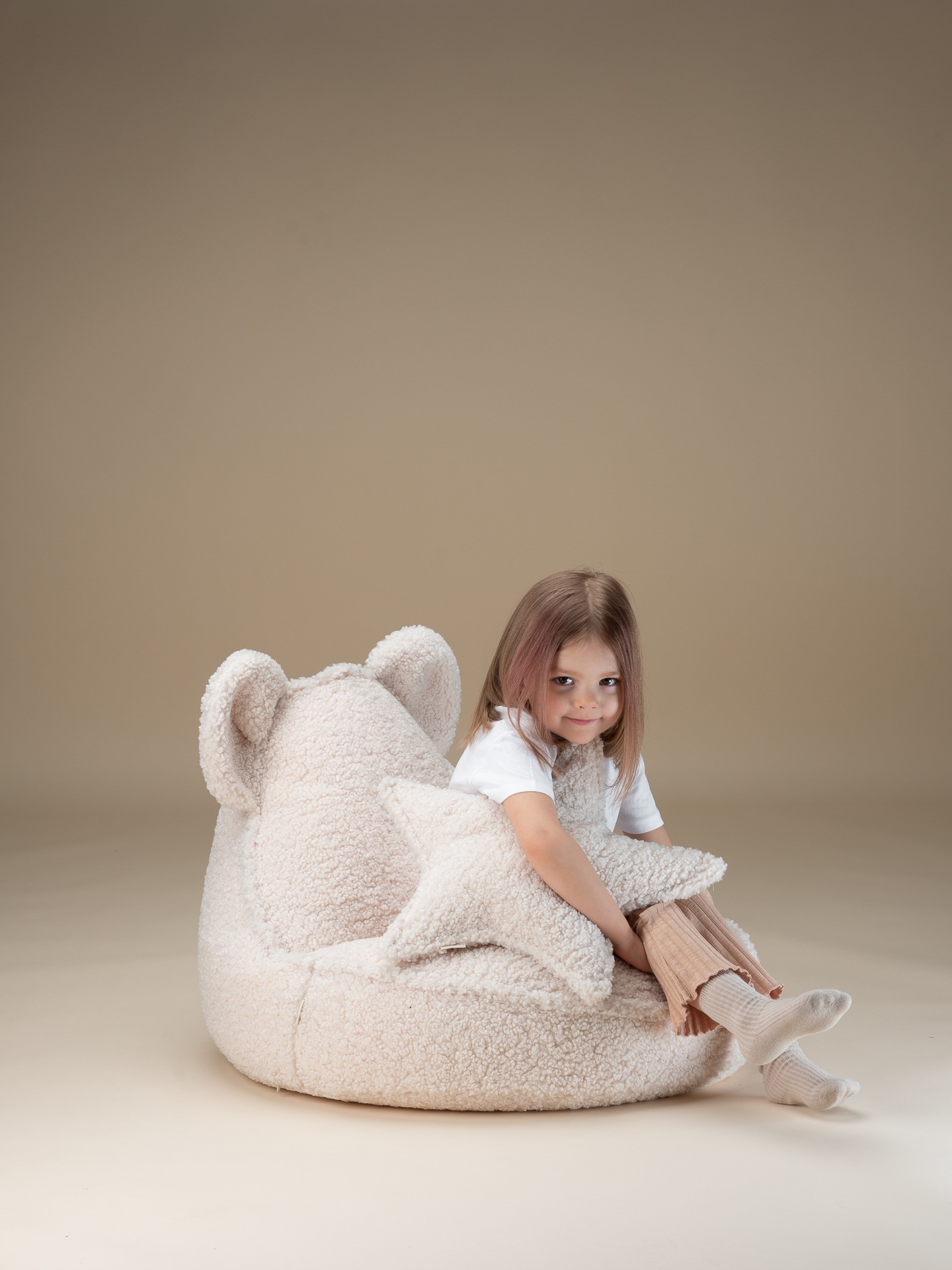 Wigiwama - Cream White Star Cushion – Bild 4