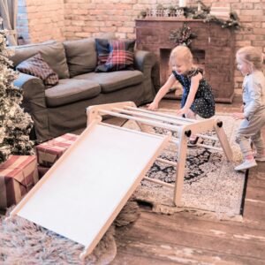 Family-SCL - ZUZU Kletterdreieck aus Holz mit optionaler Rampe